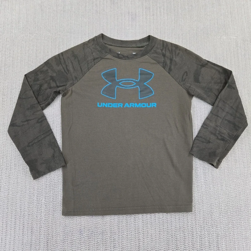 Under Armour Shirt Boys Youth Small Green Camo Loose Fit Long Sleeve Outdoor